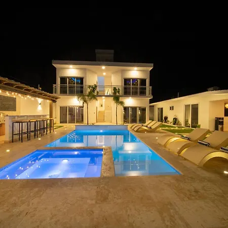 7Br Modern Villa 3 Mins From Sosua Beach And Bars
